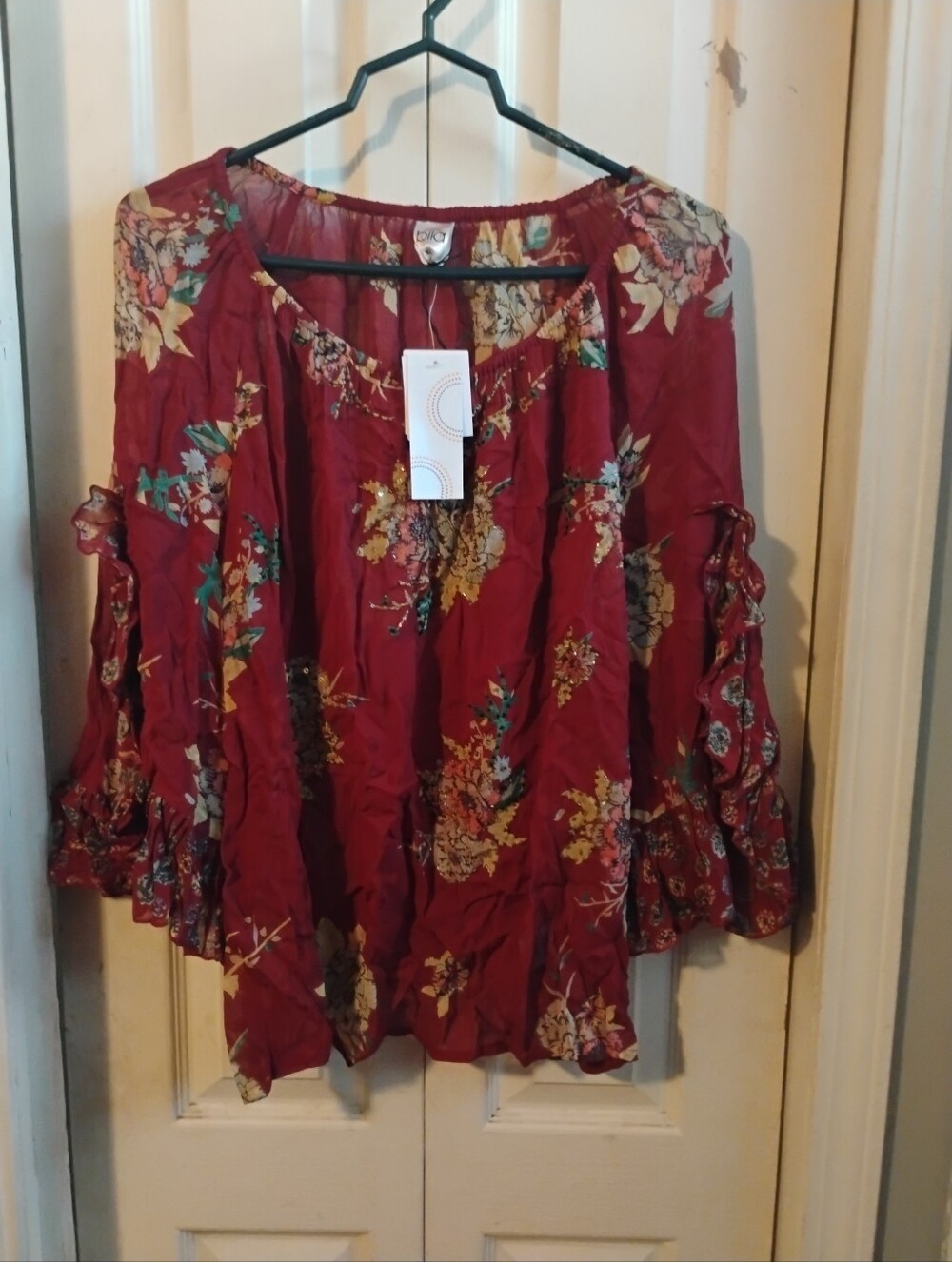 Bila Maroon Floral Boho Blouse Top Size XL Ruffled Sleeves New With Tag